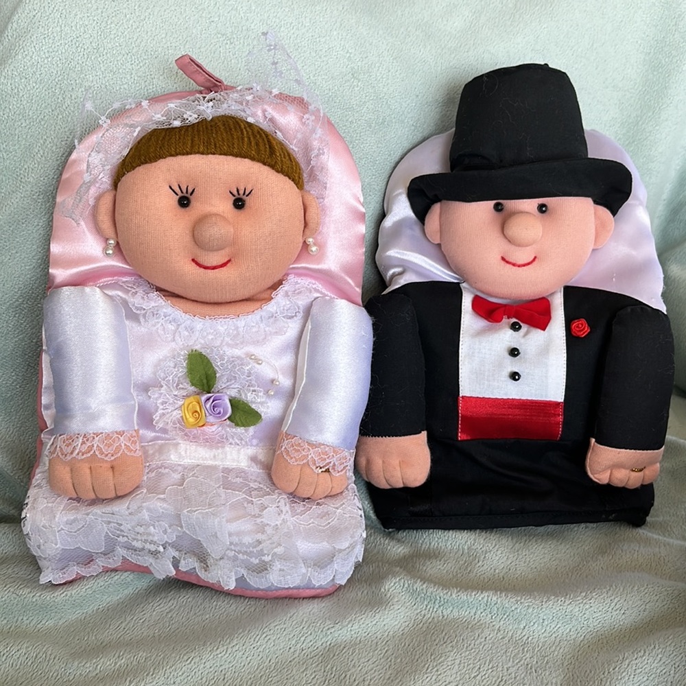 Super Cute, Bride and Groom Pot Holders